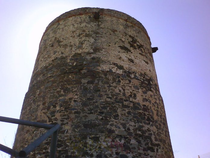 torre del catalán. Fuente: wikipedia