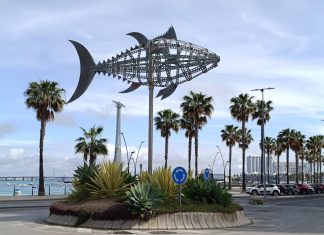 monumento al atún