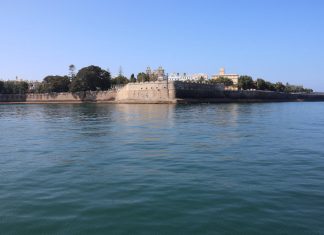 Sumergiéndose en el Cádiz trimilenario cádiz trimilenario