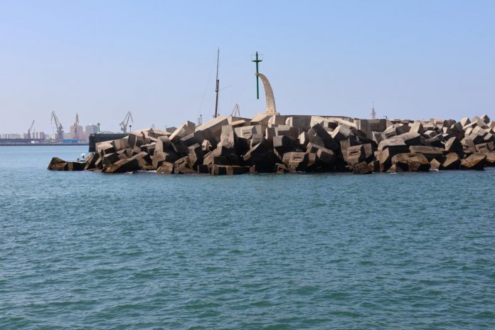 dique la mar de leva