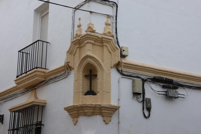 hornacina de la cruz verde