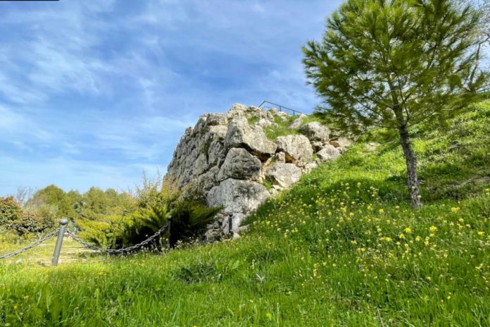El muro que sostuvo el origen de Torredelcampo