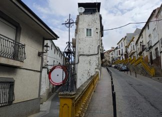 Cruz de la calle Real cruz de la calle real
