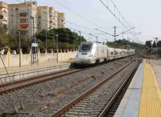 Estación de ferrocarril de Jerez de la Frontera estación de ferrocarril de jerez de la frontera