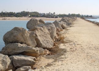 Espigón del río Guadalete Espigón del río Guadalete