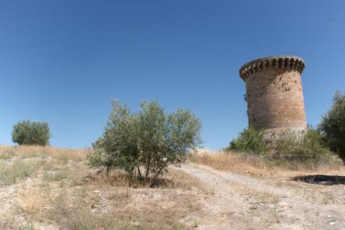 torre de la Moraleja - portal de wikipedia
