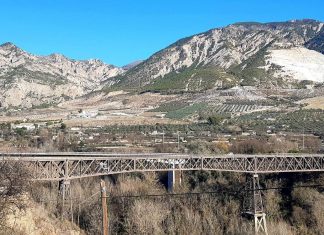 Puente de hierro de Dúrcal puente de hierro de Dúrcal - fotografía cortesía de María Pulido