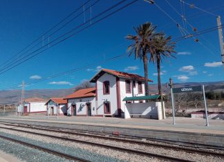 Estación de ferrocarril de Gérgal estación de ferrocarril de gérgal - fotografía cortesía de wikipedia