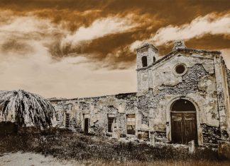 Capilla del Cortijo del Fraile Capilla del Cortijo del Fraile - fotografía cortesía de Wikipedia
