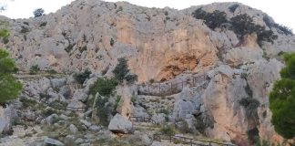 cueva de los letreros
