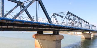 puente de hierro de La Carraca