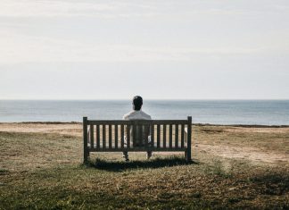 ¿Quieres morir?, entonces tírate al mar reflexión sobre es espíritu de supervivencia y superación del ser humano