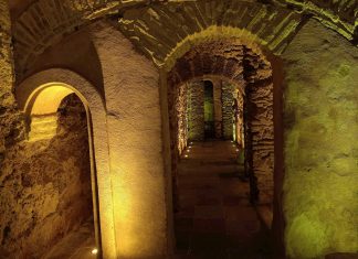 La cueva del pájaro azul cueva del pájaro azul