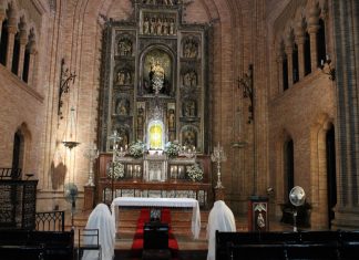 Iglesia conventual de Santa María Reparadora iglesia conventual de Santa María Reparadora