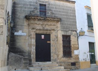 Hermandad de las Tres Caidas hermandad de las tres caidas de Jerez de la Frontera