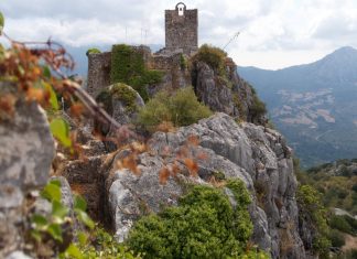 Castillo del Águila Castillo del Águila - fuente: wikipedia