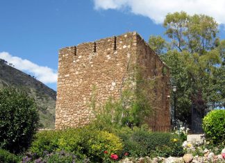 Castillo de Mijas torre de mijas - fuente wikipedia