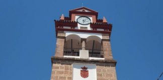 torre del reloj de adamuz