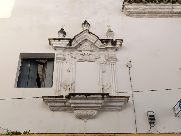 la ciudad en la fachada