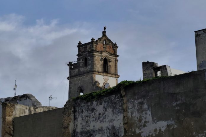 Torres que aún vigilan